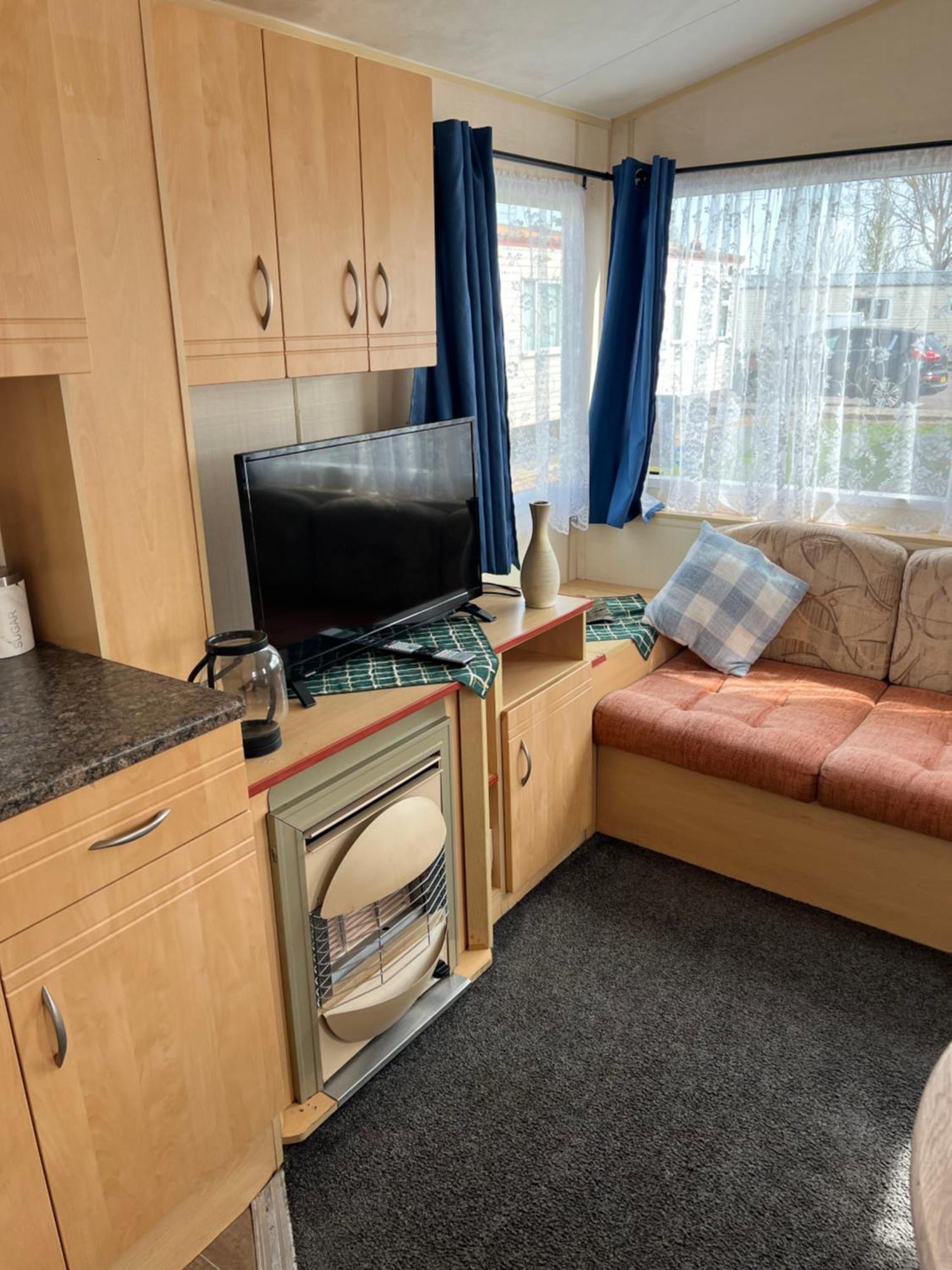 Campsite 6 Berth At Seawick Saint Osyth